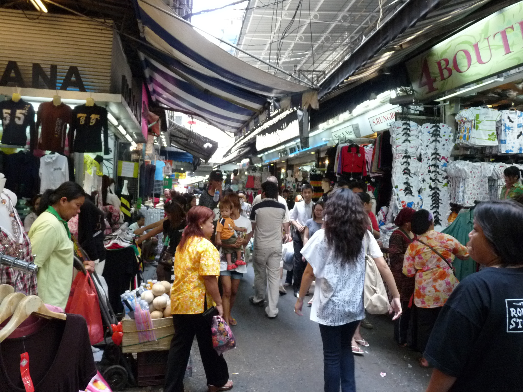 Рынки тайланда фото Торговая зона Сиам Сквэа